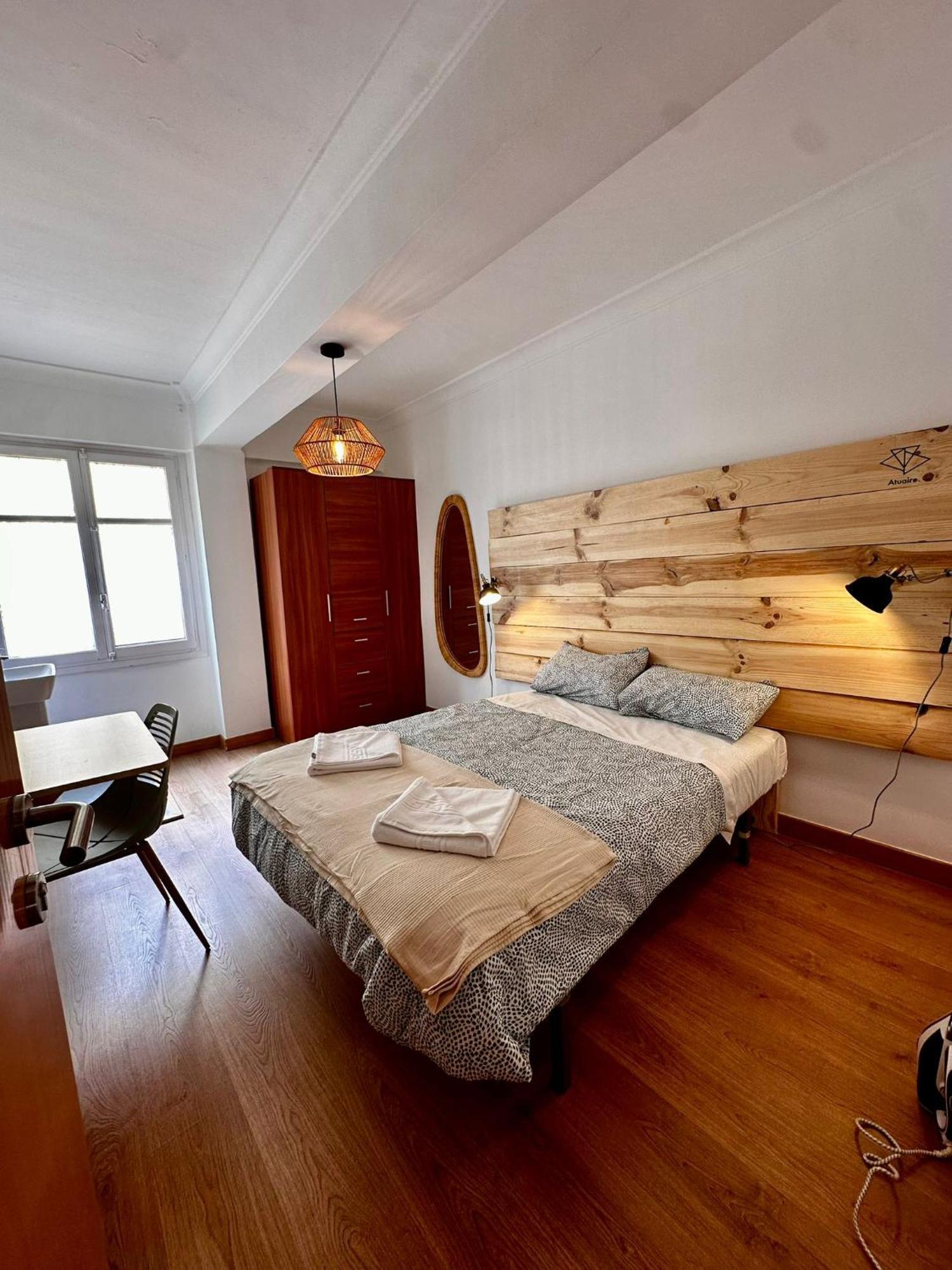 Hostal Atuaire Home En El Centro De Burgo Exterior foto