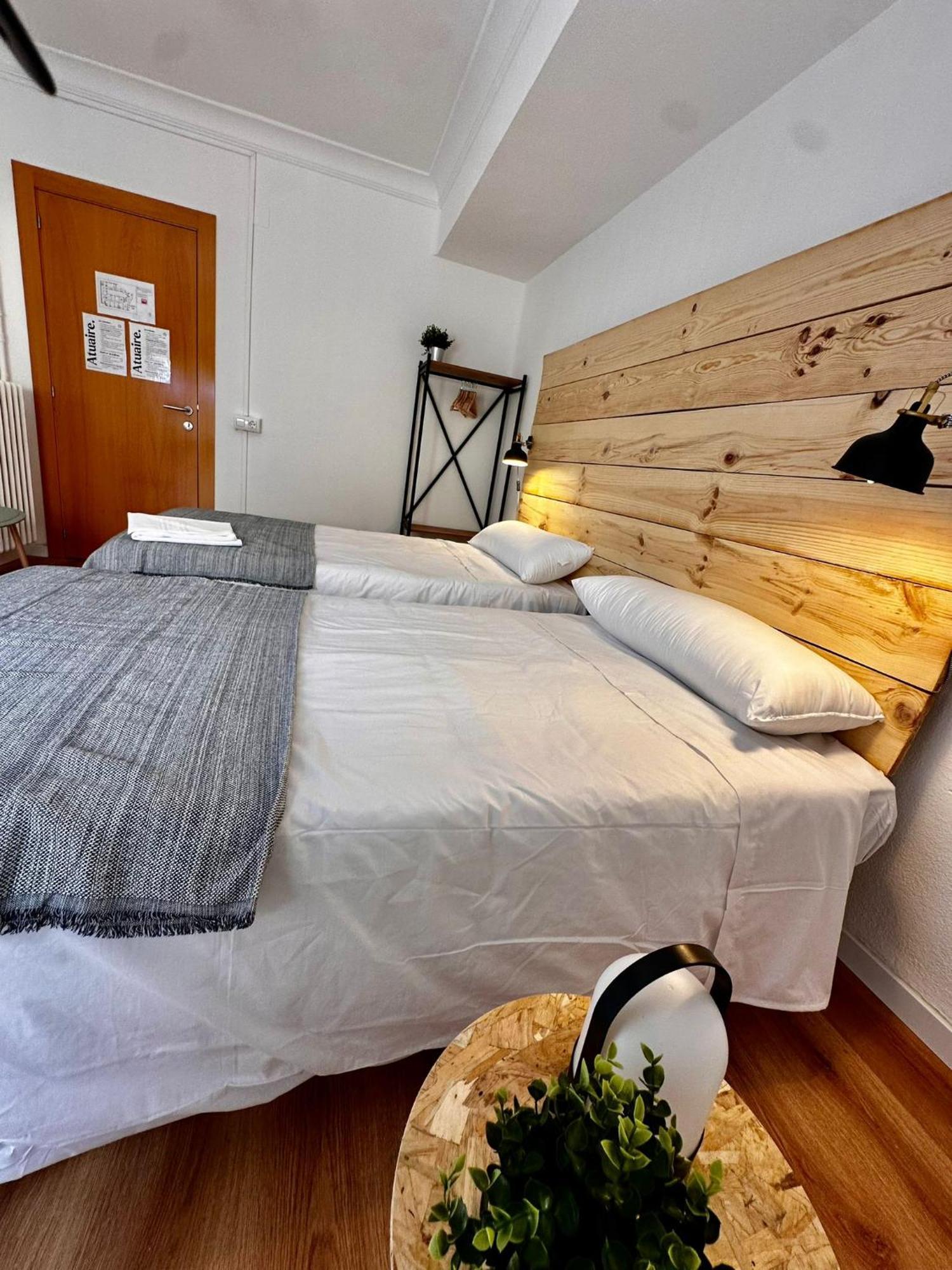 Hostal Atuaire Home En El Centro De Burgo Exterior foto